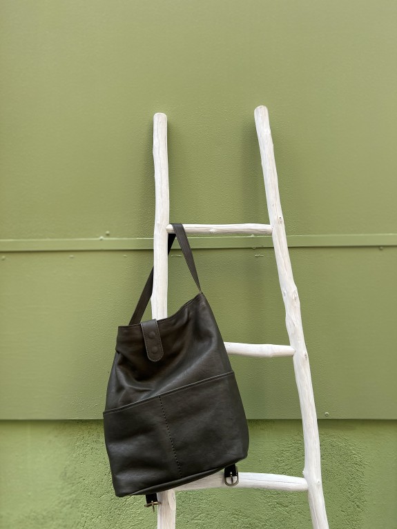 Otto backpack bag green / eSetheShop by Huemul Leather Studio